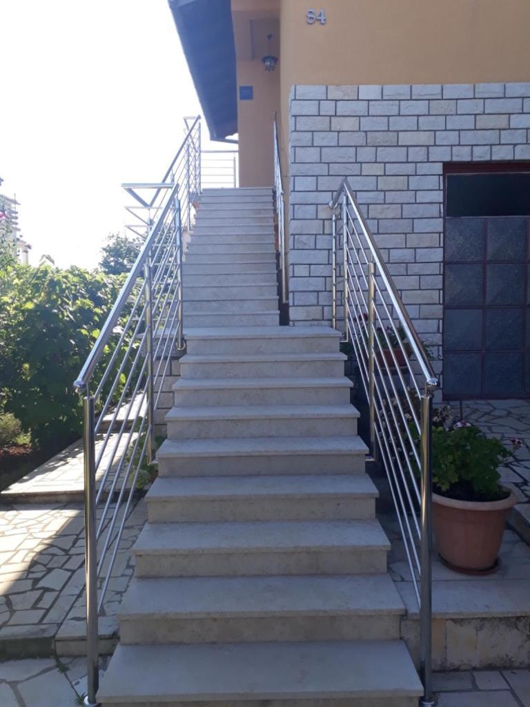 Apartments Nela Пула Екстериор снимка