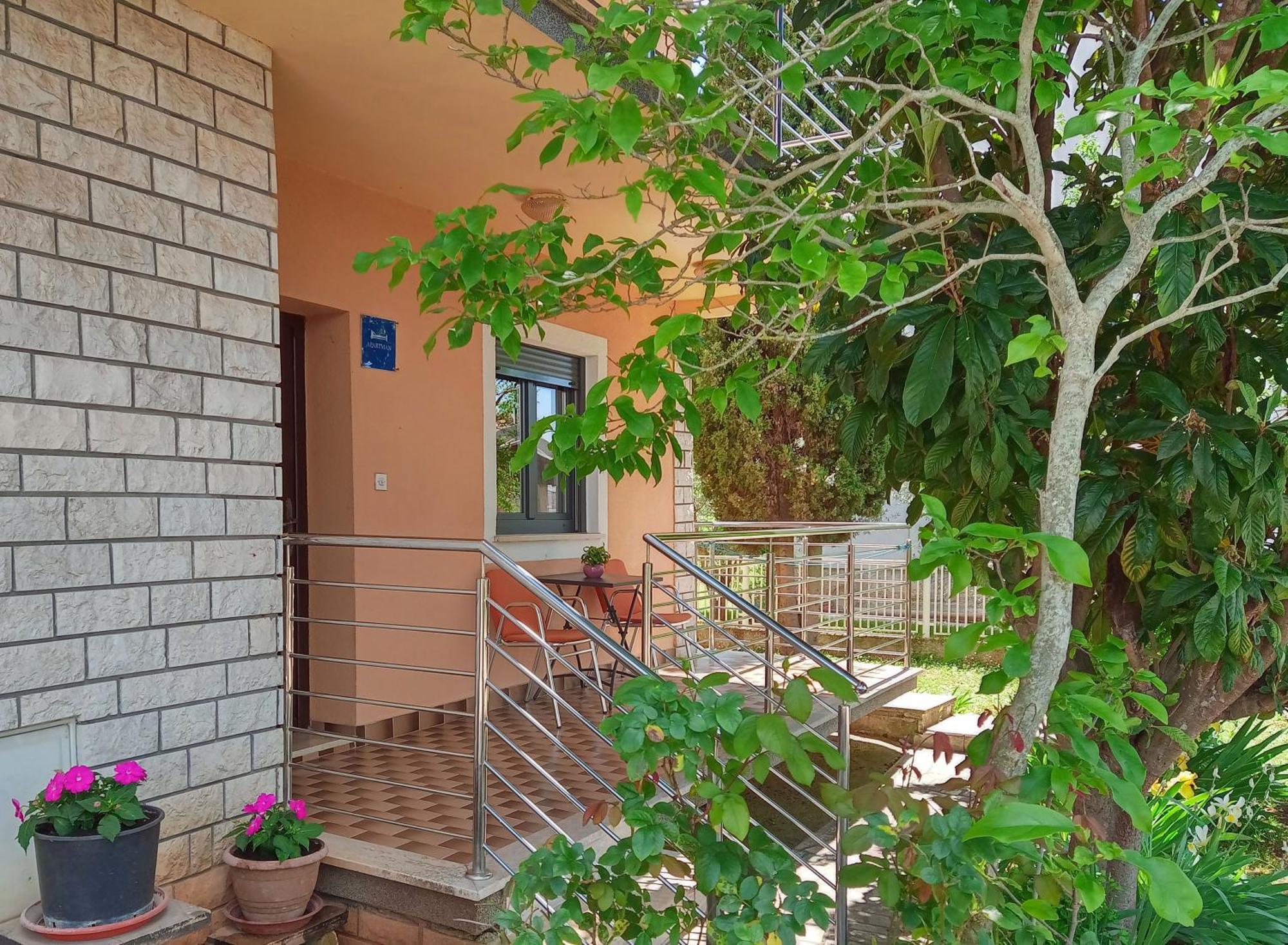 Apartments Nela Пула Екстериор снимка